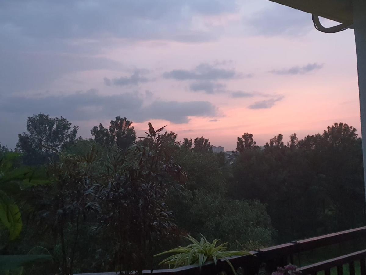Serene Home Stay Bangalore Esterno foto